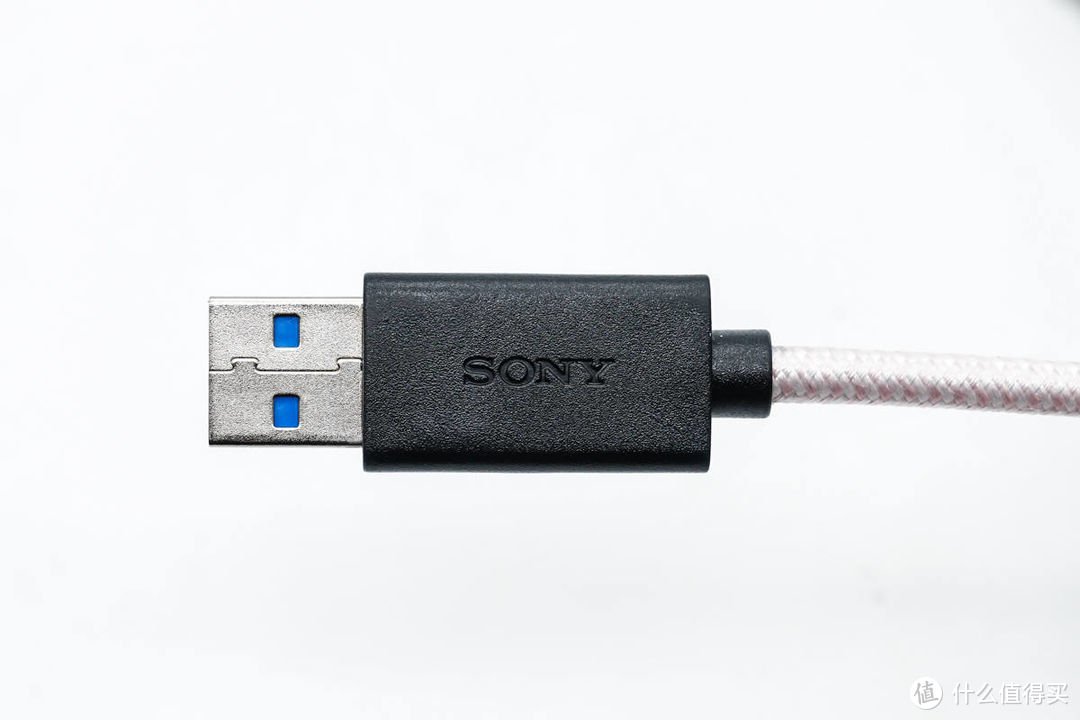 评测一条来自SONY索尼大厂的快充线，支持高速传输与快速充电